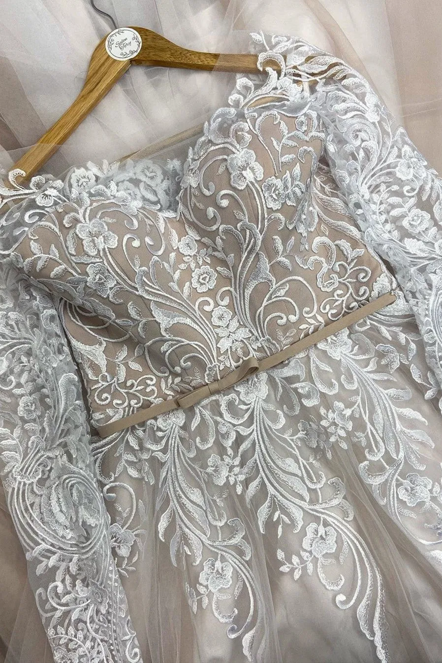 A Line Long Sleeve Wedding Dresses Wedding Dress Custom Made Wedding Gown Bridal Gown OHD174