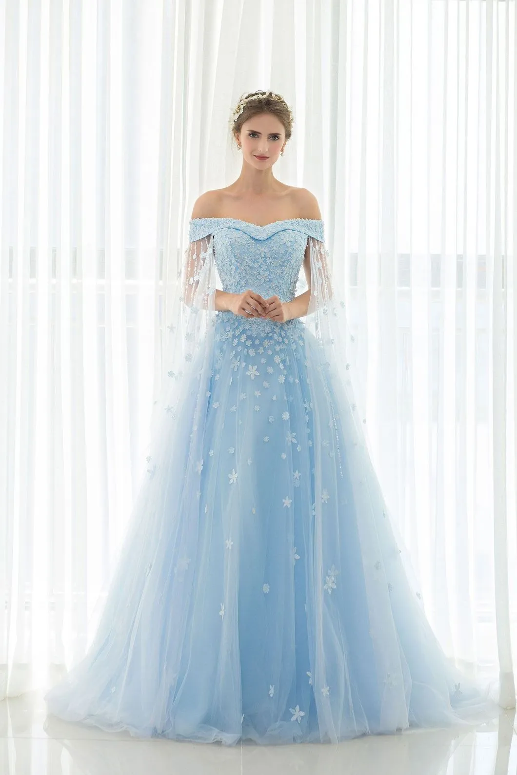 A Line Off-the-shoulder Sweep/Brush Train Sleeveless Long Tulle Prom Dress/Evening Dress OHC134