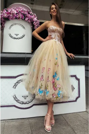 A-Line Sweetheart Tea-Length Beige Tulle Prom Dress with Appliques Pleats D006