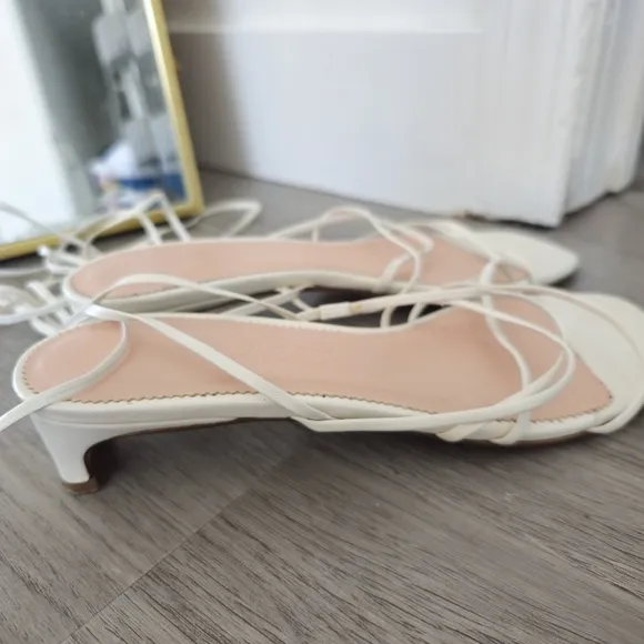 BEAUTIFUL! J CREW Sardinia White Size 8 Strapped Heels Sandals Used