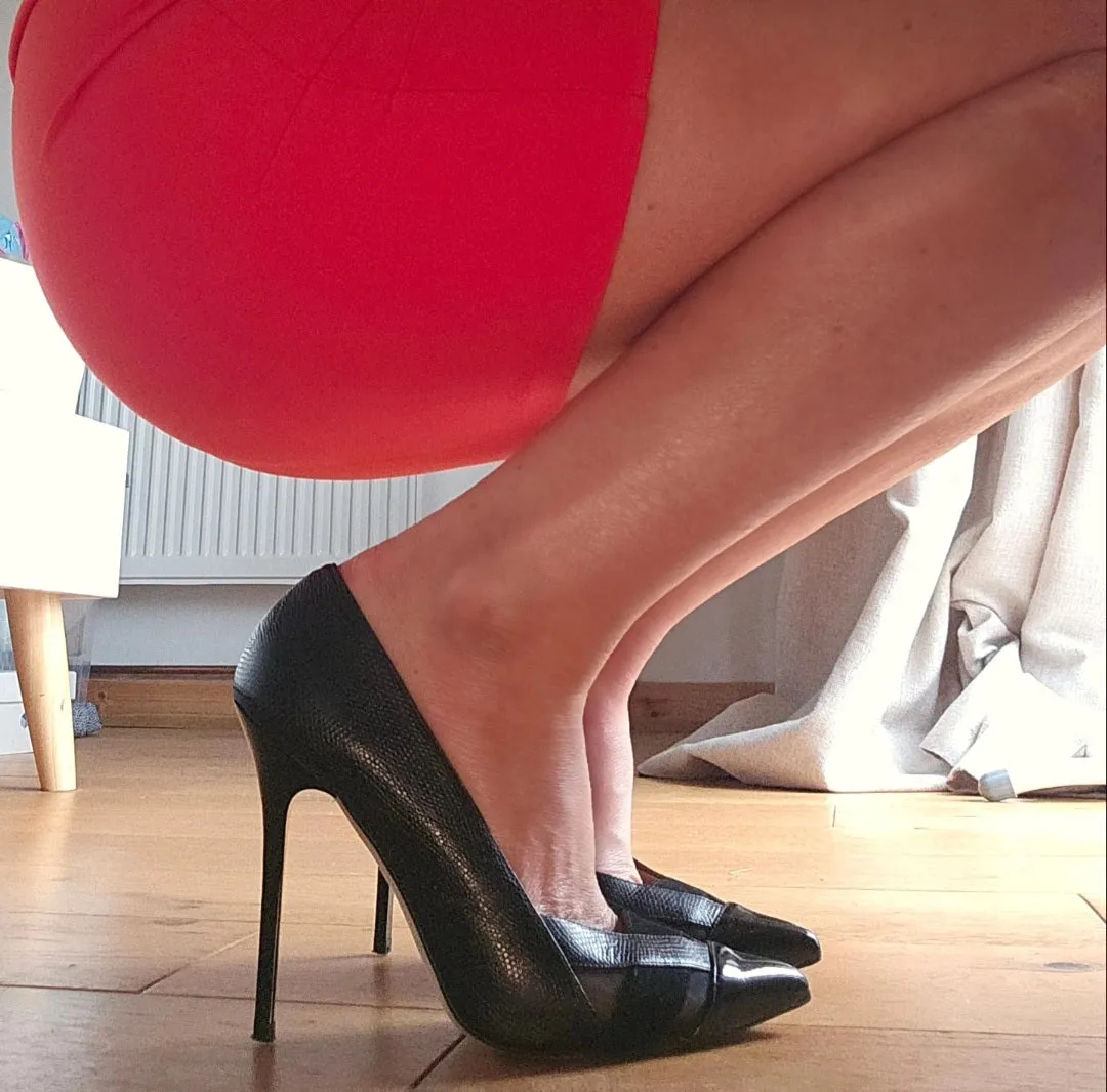 Black Patent and textured Well Worn Heels / UK5