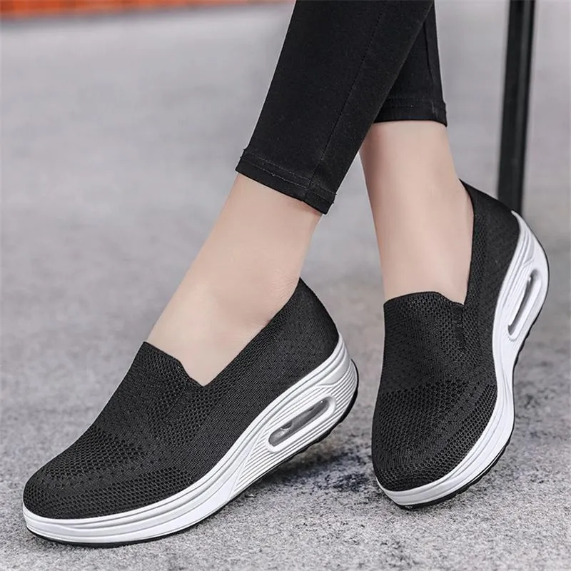 Breathable Supportive Fit Rocker Bottom Quick-Dry Mesh Loafers