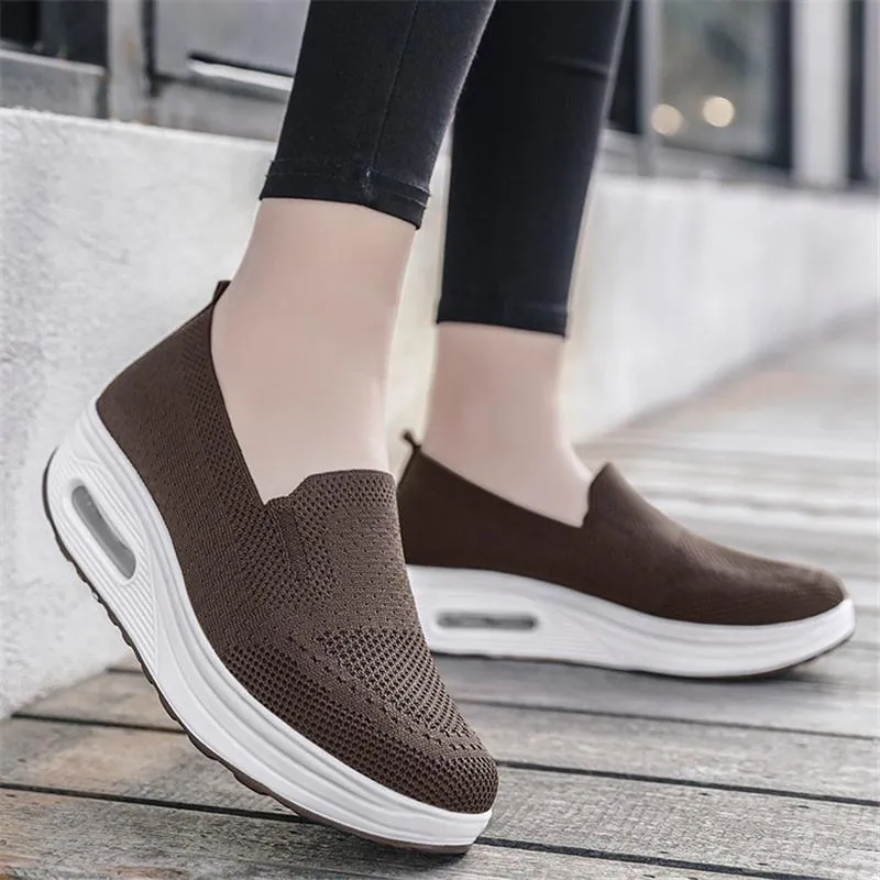 Breathable Supportive Fit Rocker Bottom Quick-Dry Mesh Loafers