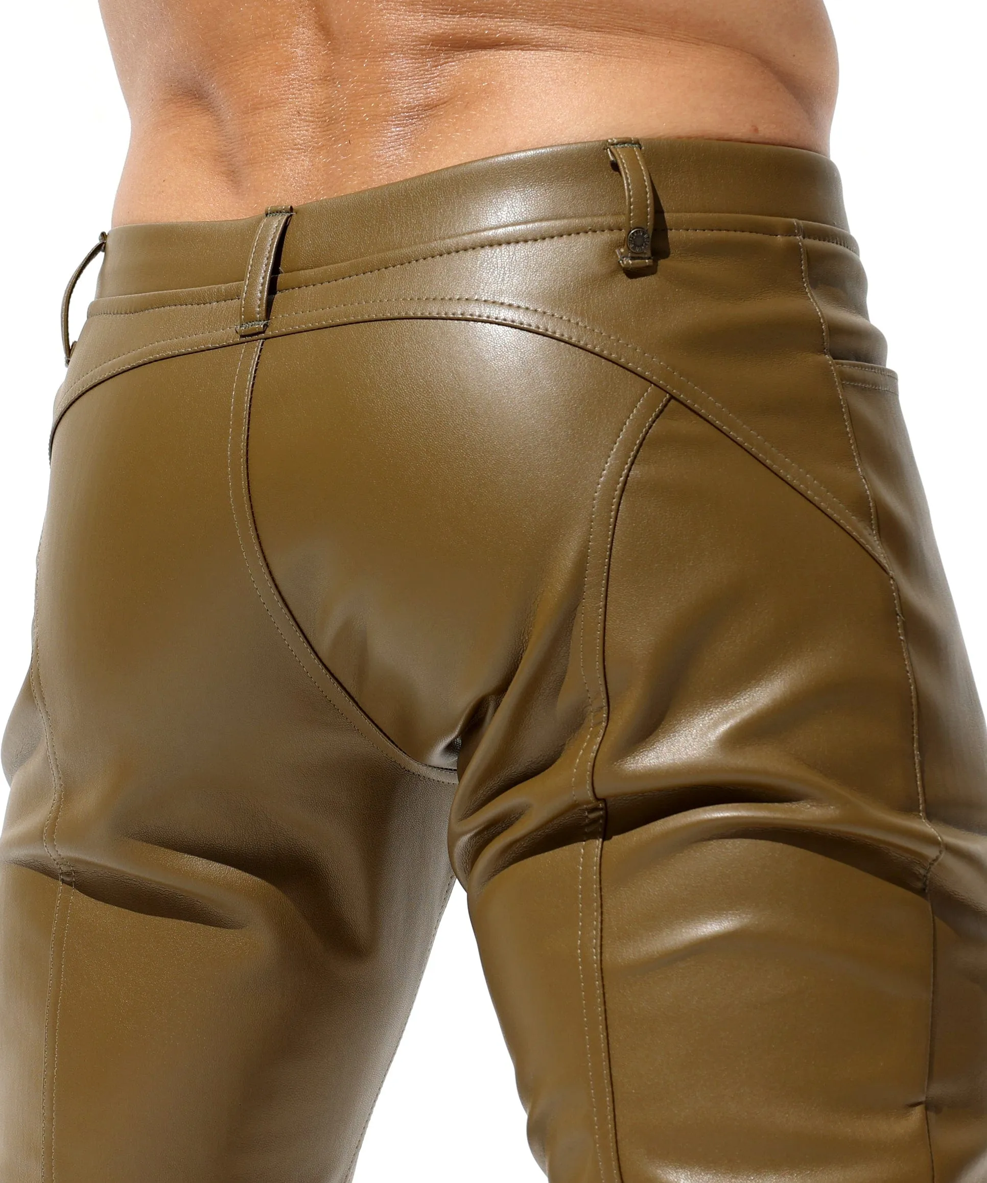 BRUNO OLIVE