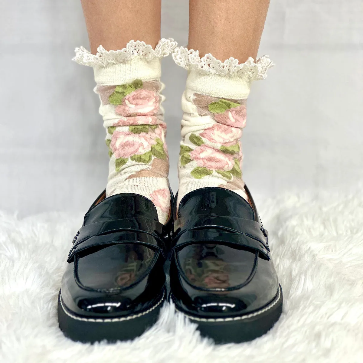 CABBAGE ROSE  floral lace ankle socks