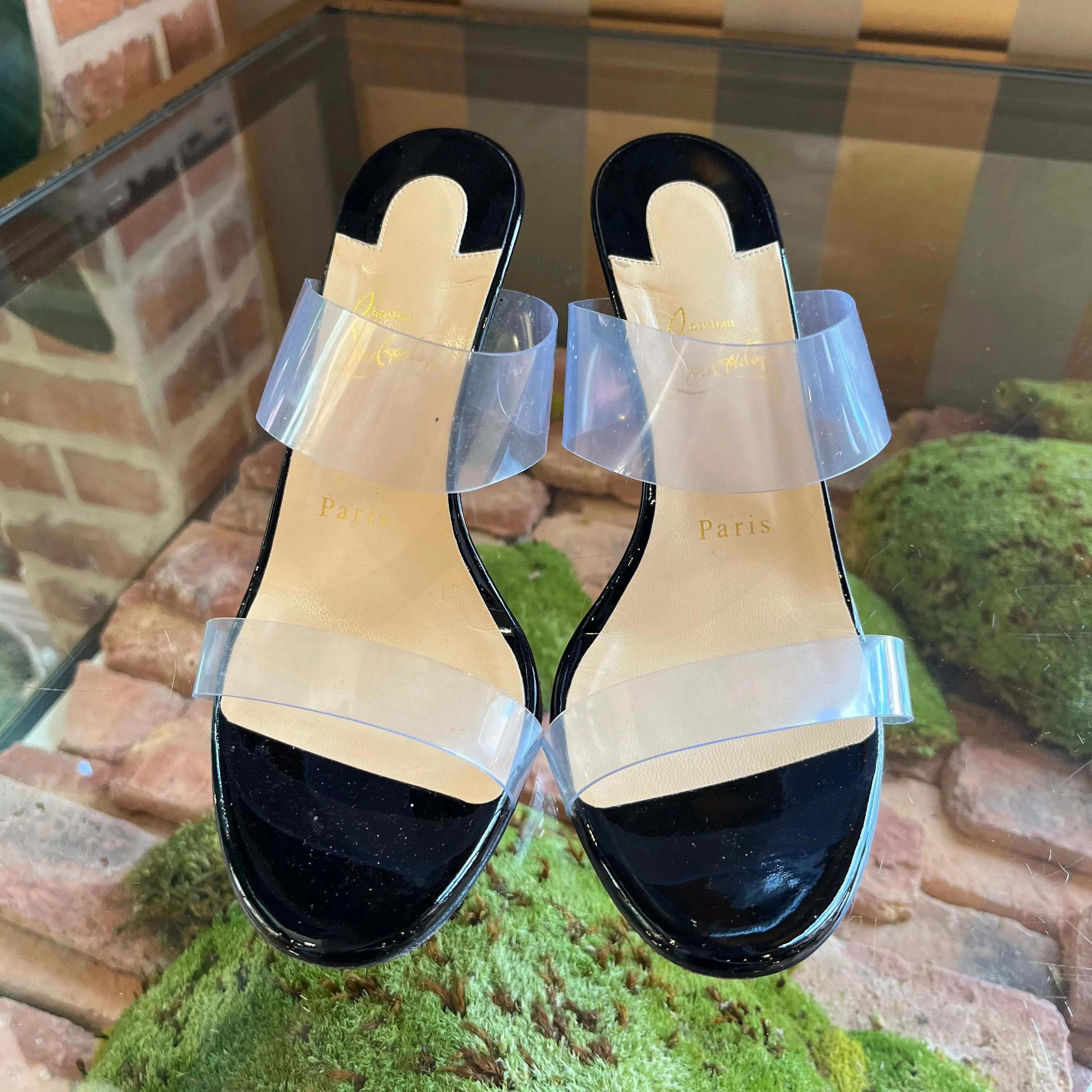 CHRISTIAN LOUBOUTIN Black Patent Leather Slip On Heels SZ 39.5