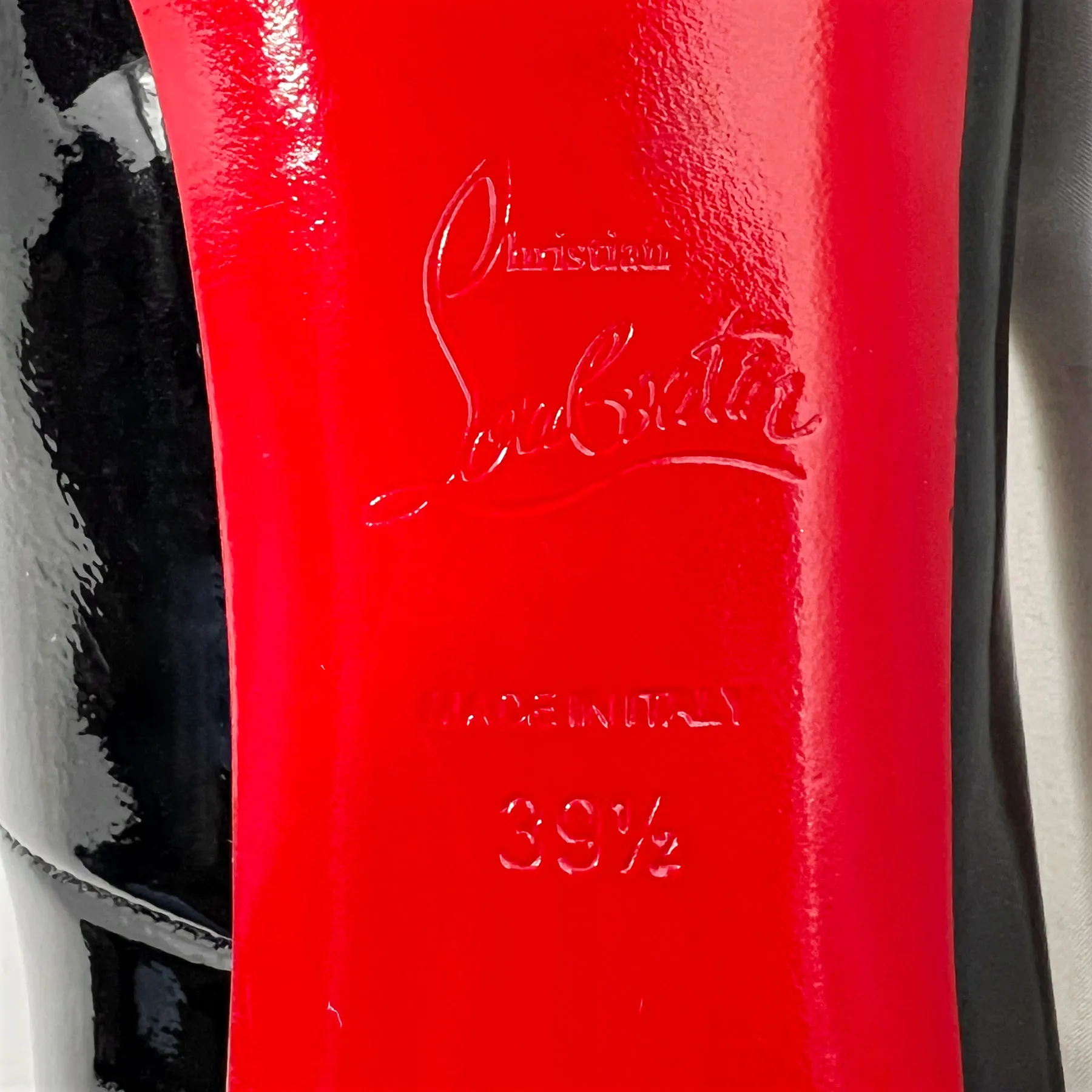 Christian Louboutin New Very Prive Black Patent Peep Toe Pumps Size EU 39.5