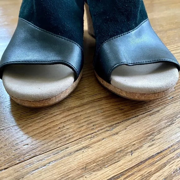 Clarks Two-Tone Lafley Wave Leather Black Wedge Size 9.5