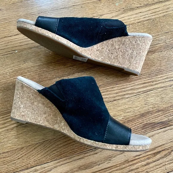 Clarks Two-Tone Lafley Wave Leather Black Wedge Size 9.5