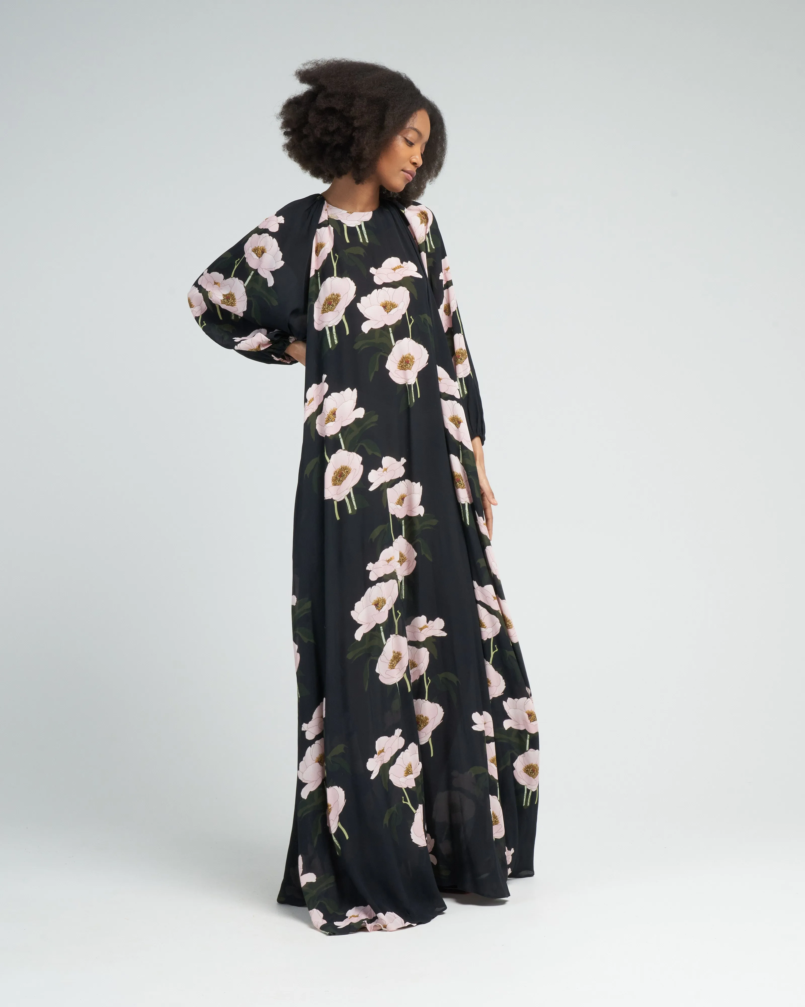 dress frida - big peonies black