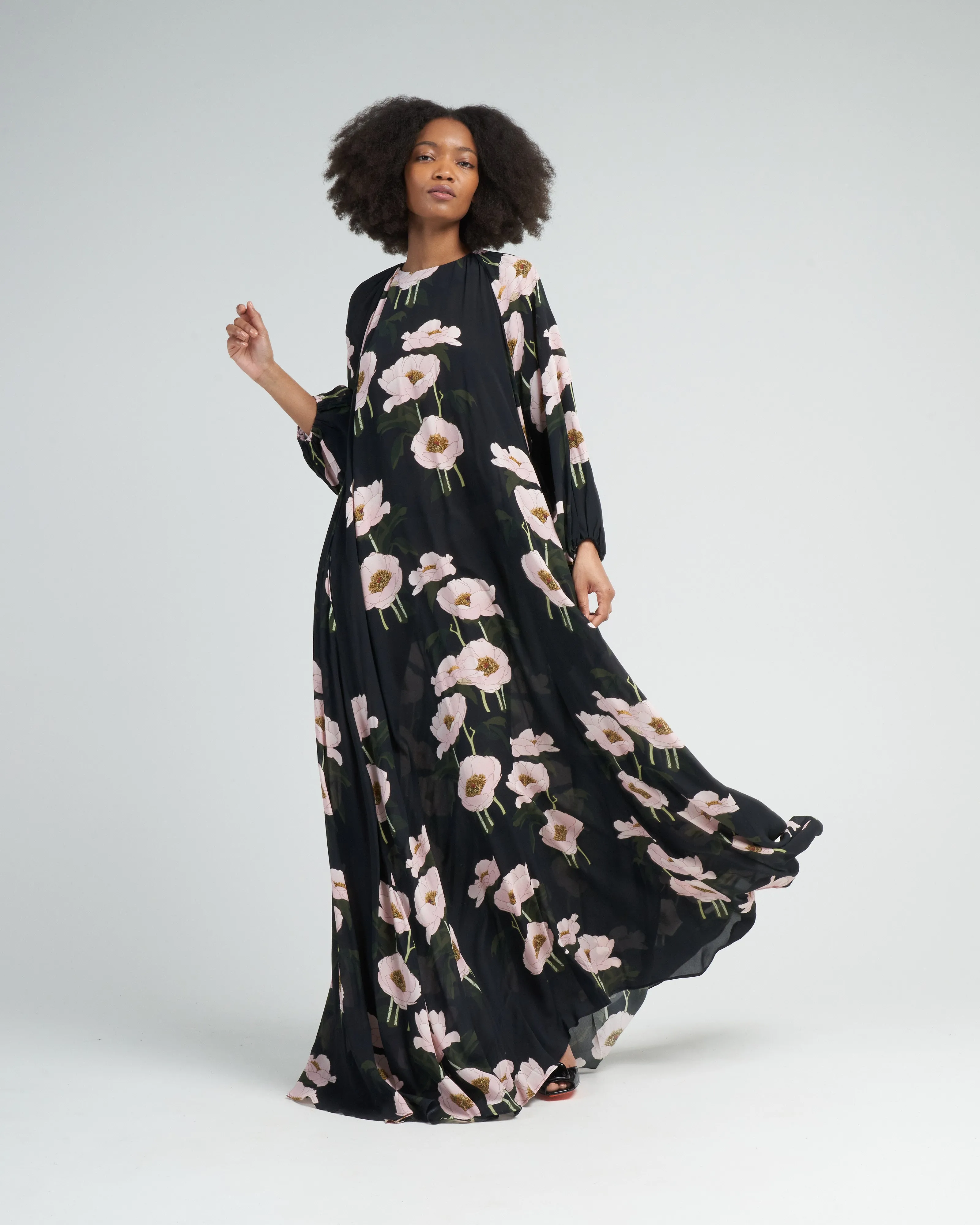dress frida - big peonies black