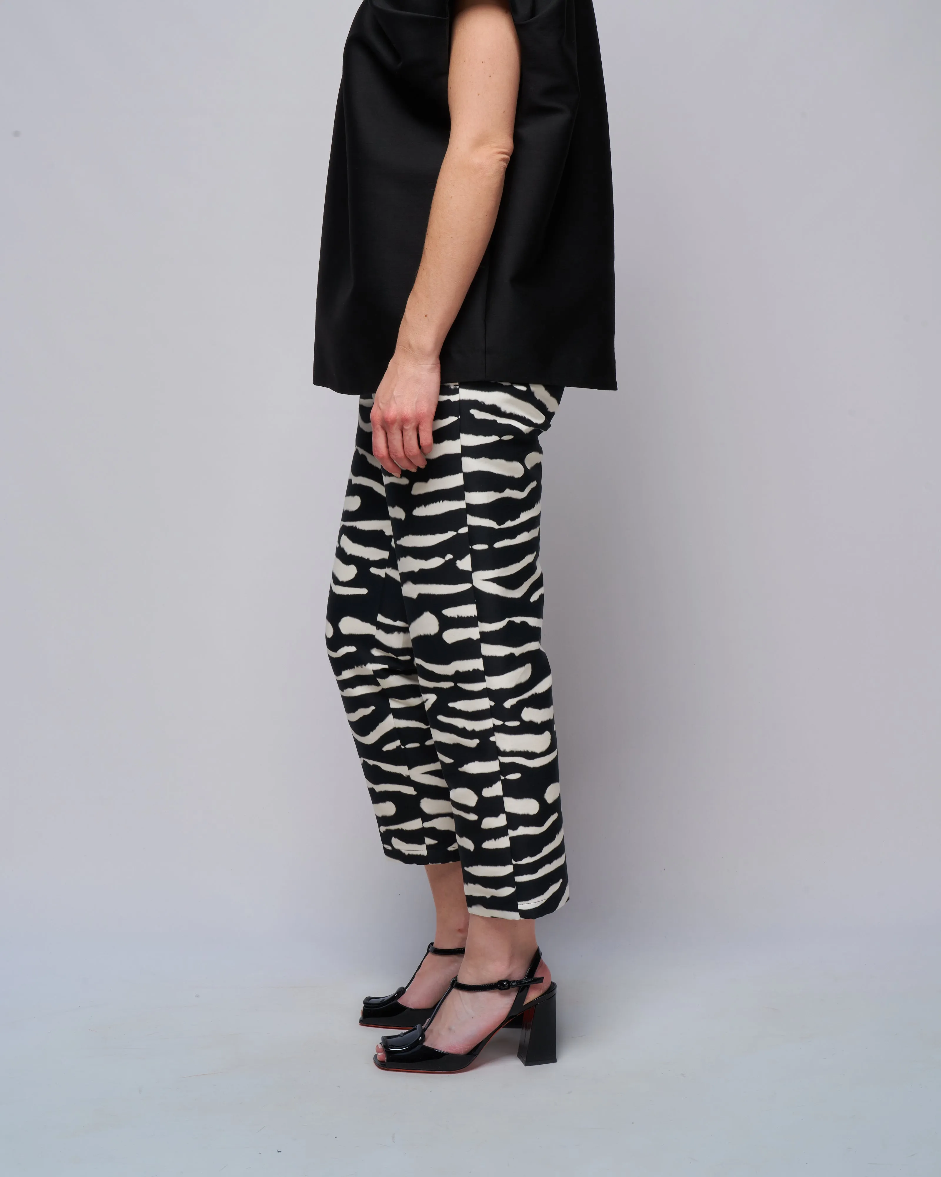 elastic waistband trousers - black wild stripes