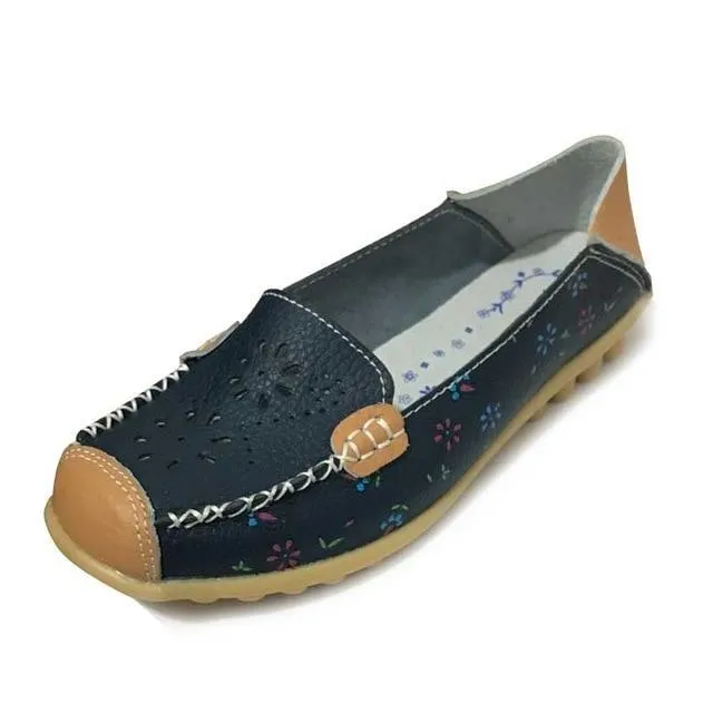 Genuine leather flats shoes women  female moccasins casual ladies shoes