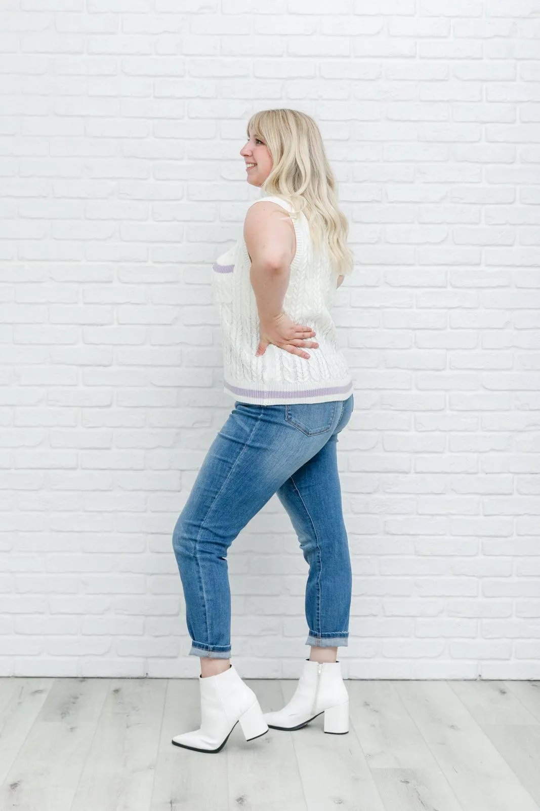 Hazel Blues® | Power Girl Sweater Vest