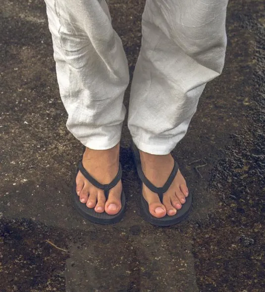 INDOSOLE   WOMAN'S ESSNTLS FLIP FLOP   BLACK