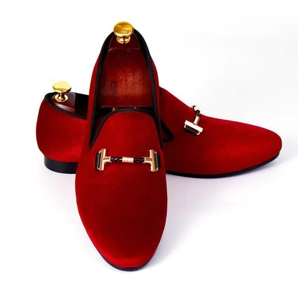 Italian Style Men Velvet Loafers Shoes with Strap Buckle Detail