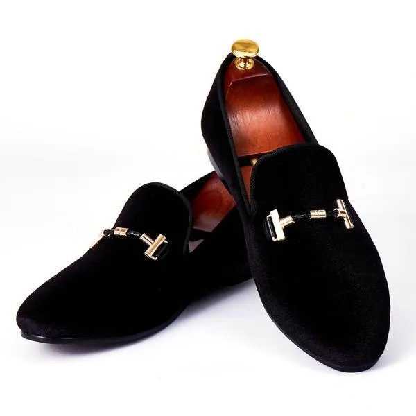 Italian Style Men Velvet Loafers Shoes with Strap Buckle Detail