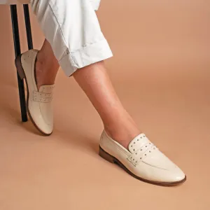 Loafer with Rivets - Cream