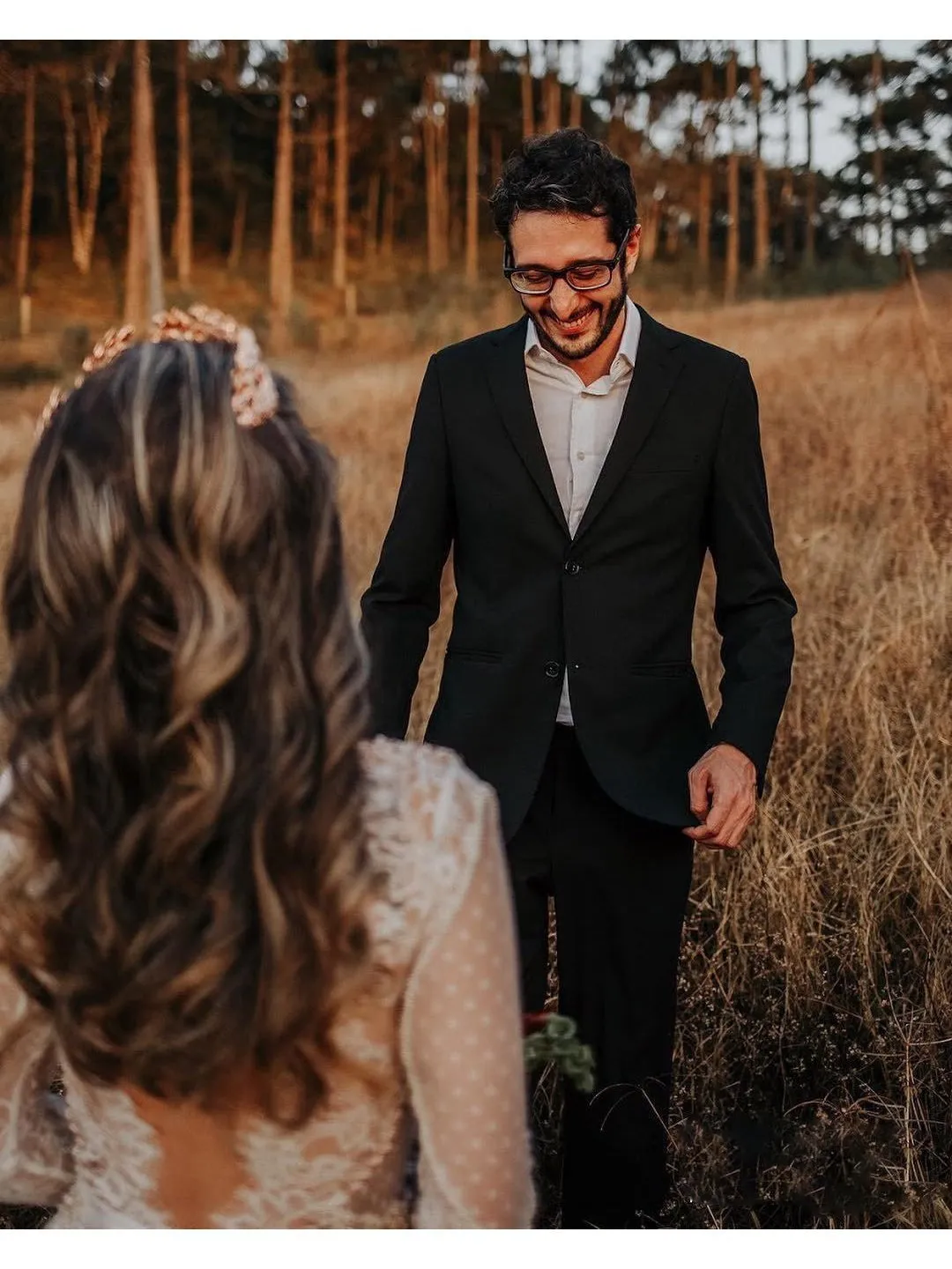 Long Sleeve Wedding Dresses V-neck Long Train Polka Dot Lace Open Back Boho Bridal Gown OHD216