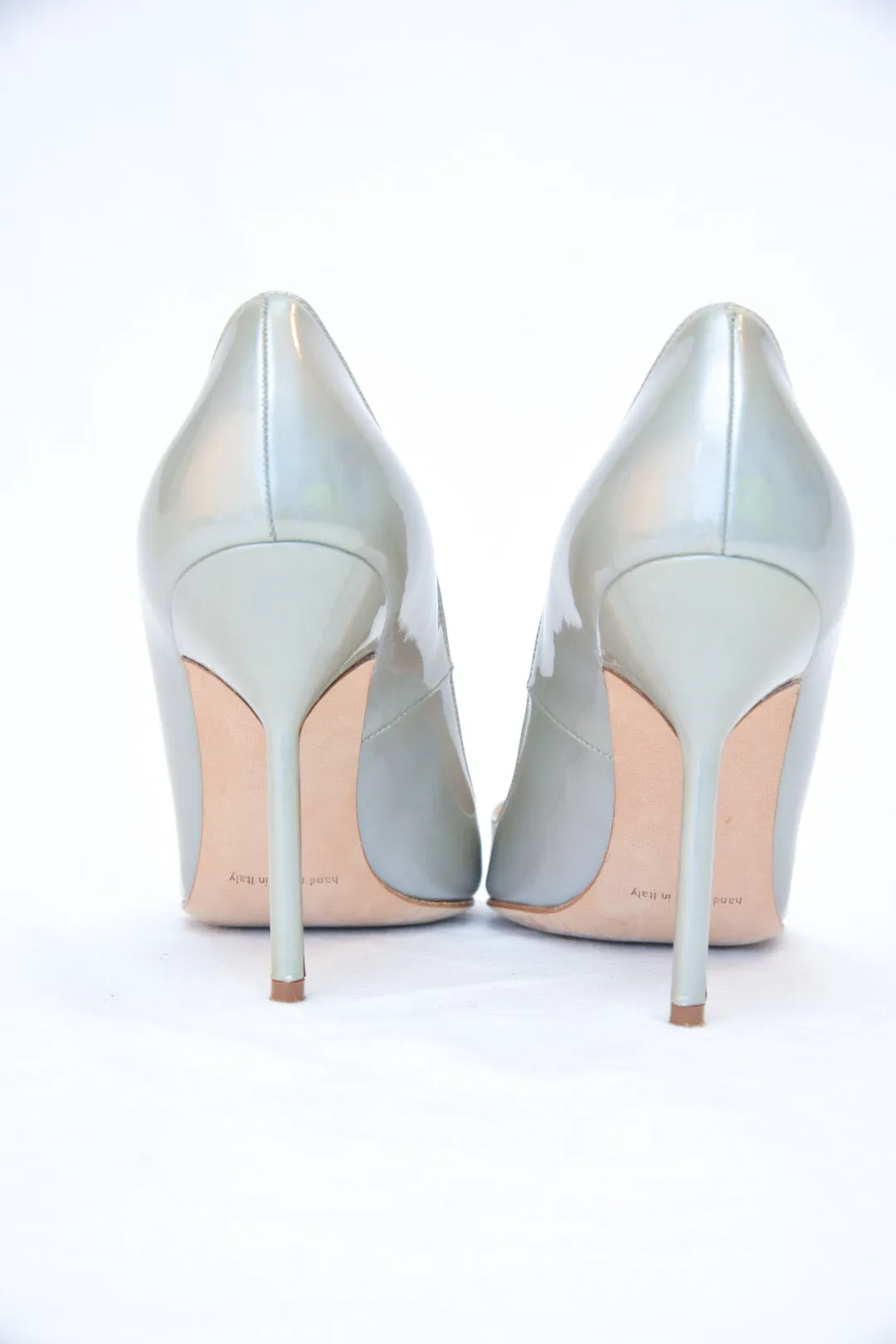 Manolo Blahnik Metallic Silver Pump in 'Fodera Rose'