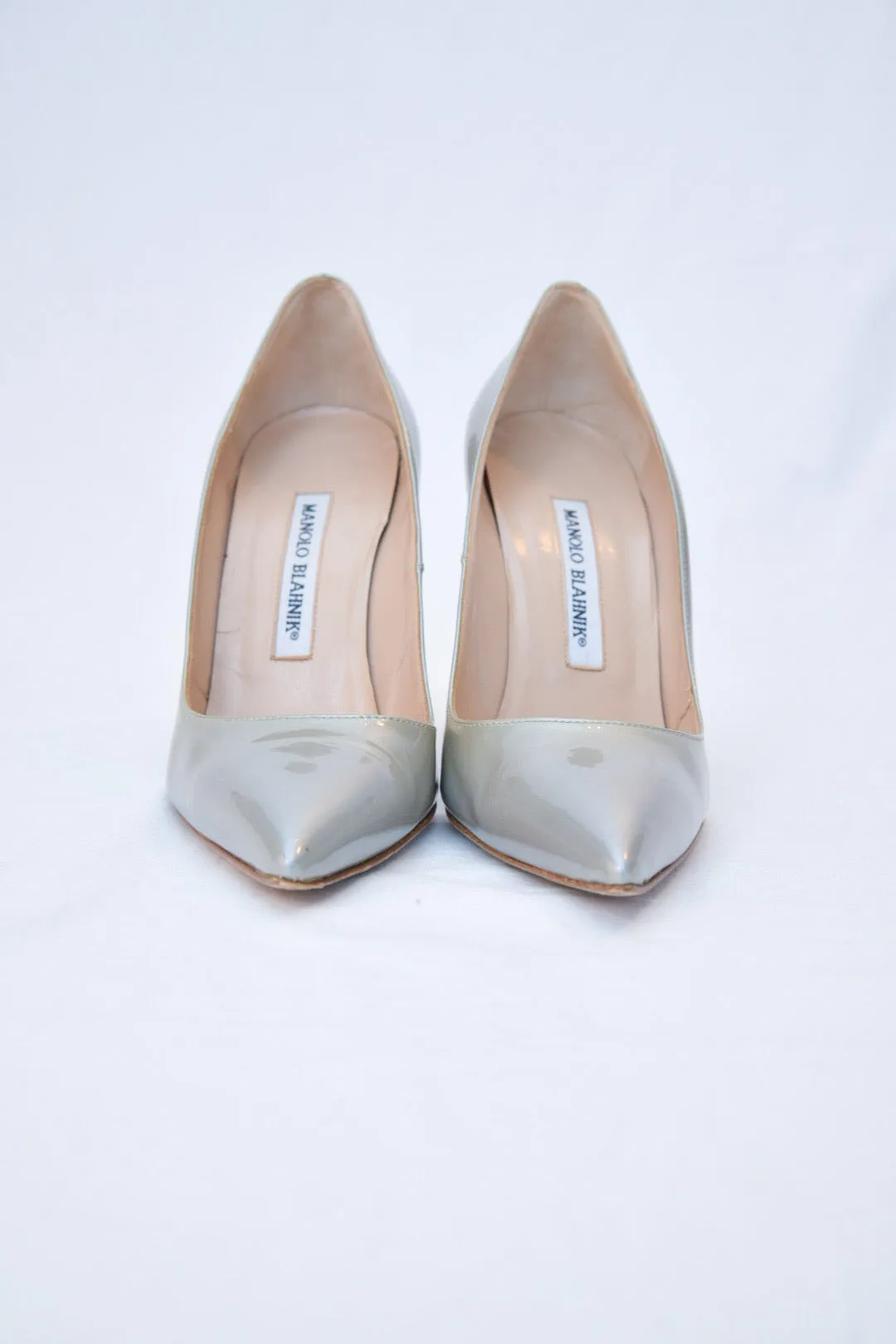 Manolo Blahnik Metallic Silver Pump in 'Fodera Rose'
