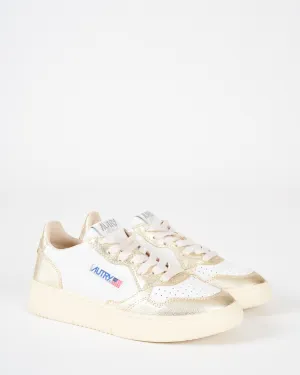 medalist low wb16 sneaker - white/platinum