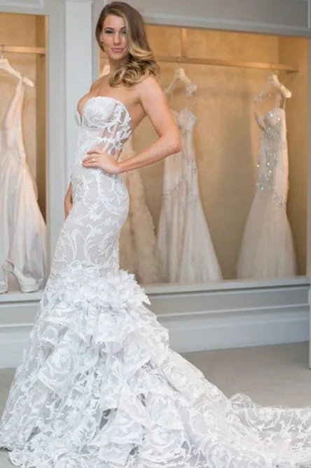 Mermaid Sweetheart Chapel Train Lace Sleeveless Wedding Dress with Ruffles OHD131
