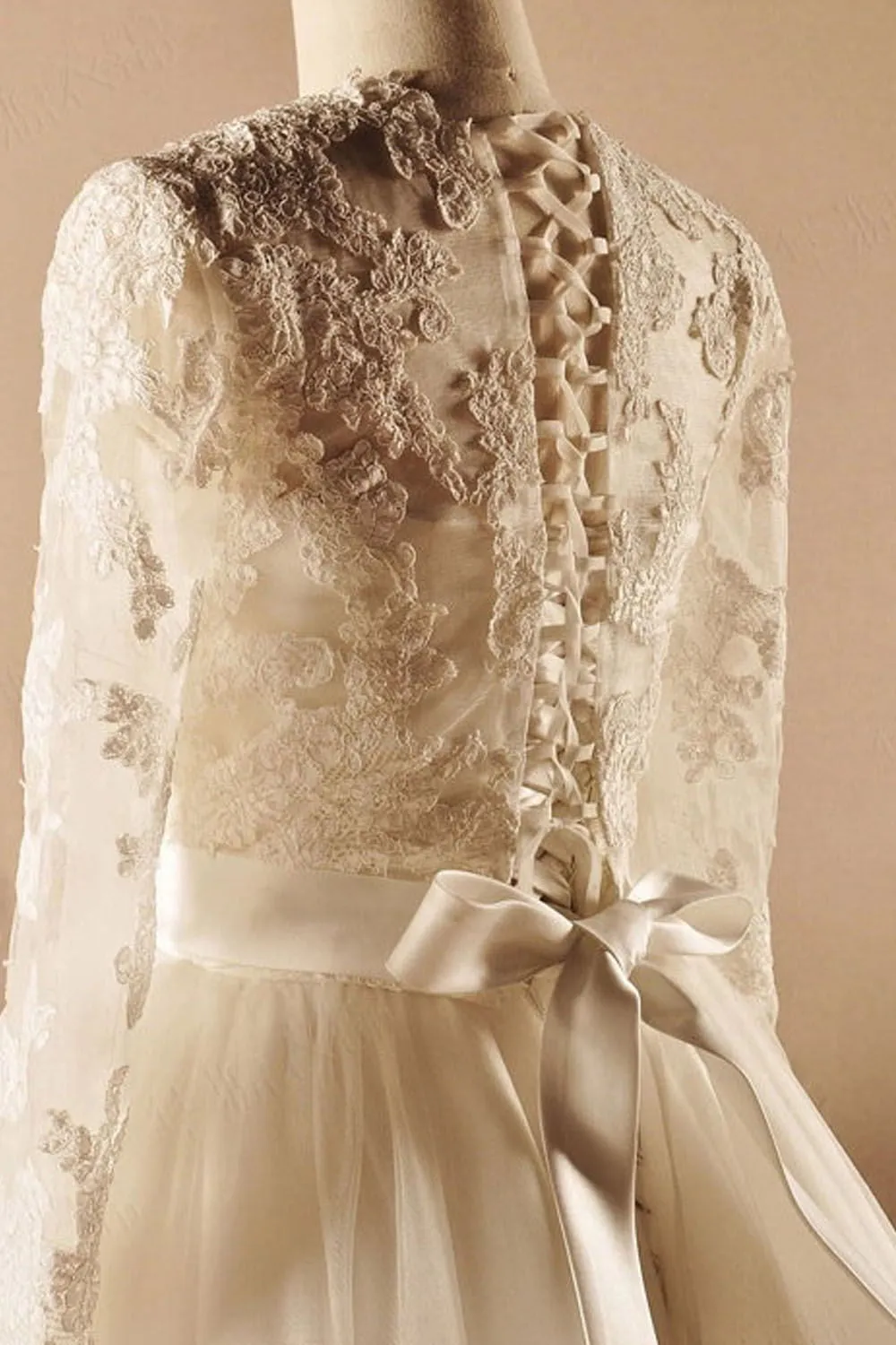Modest Long Sleeves Ball Gown Big Lace Wedding Dress W1