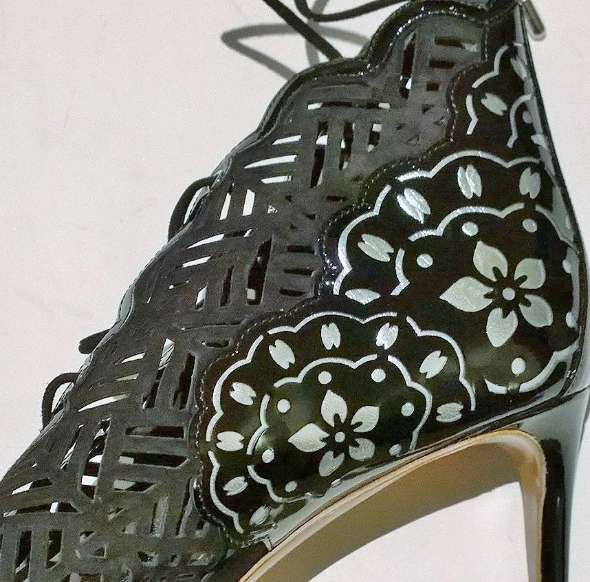 Nicholas Kirkwood Lace Up Suede Patent and Metallic Leather Heels New Discount Shoes