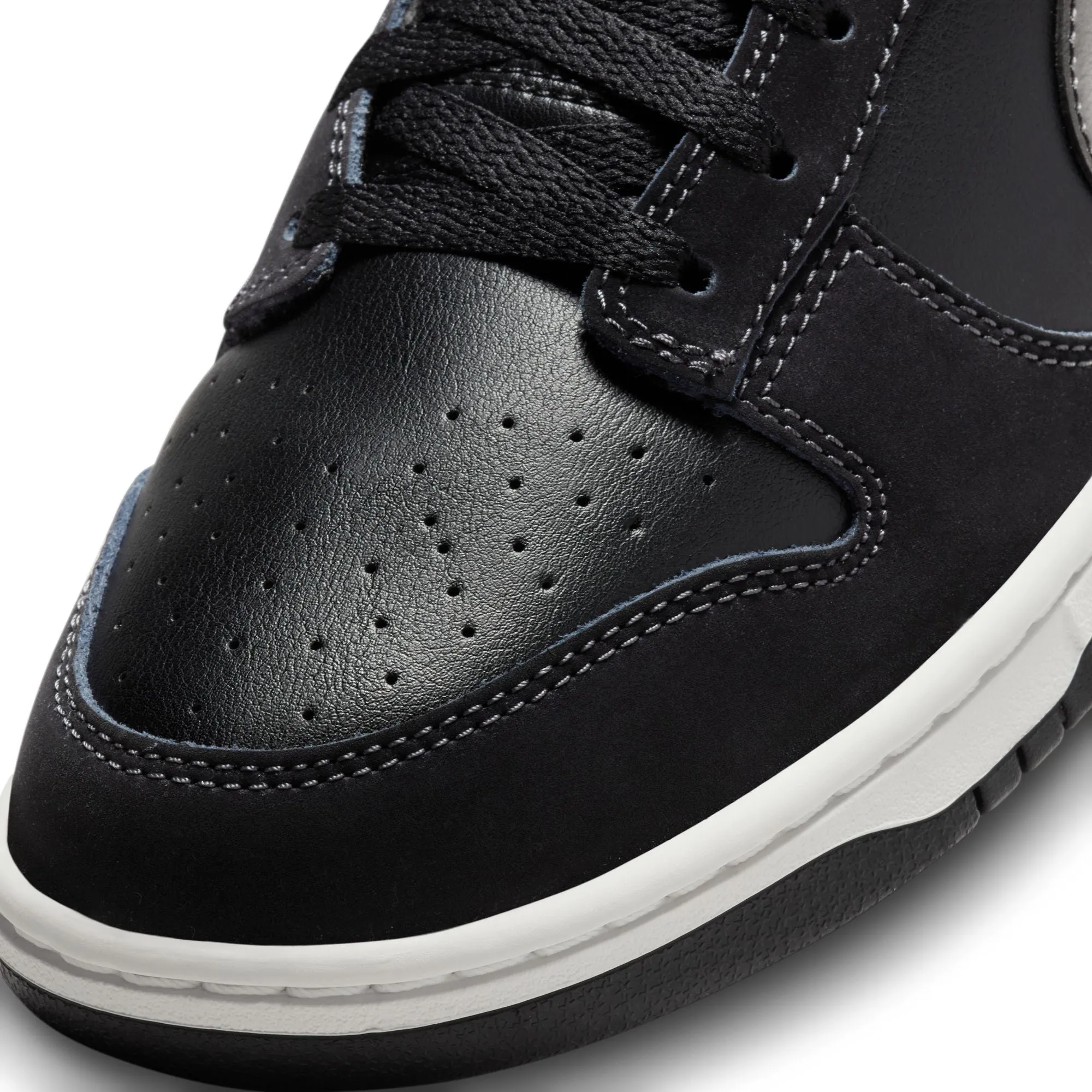 NIKE DUNK LOW RETRO