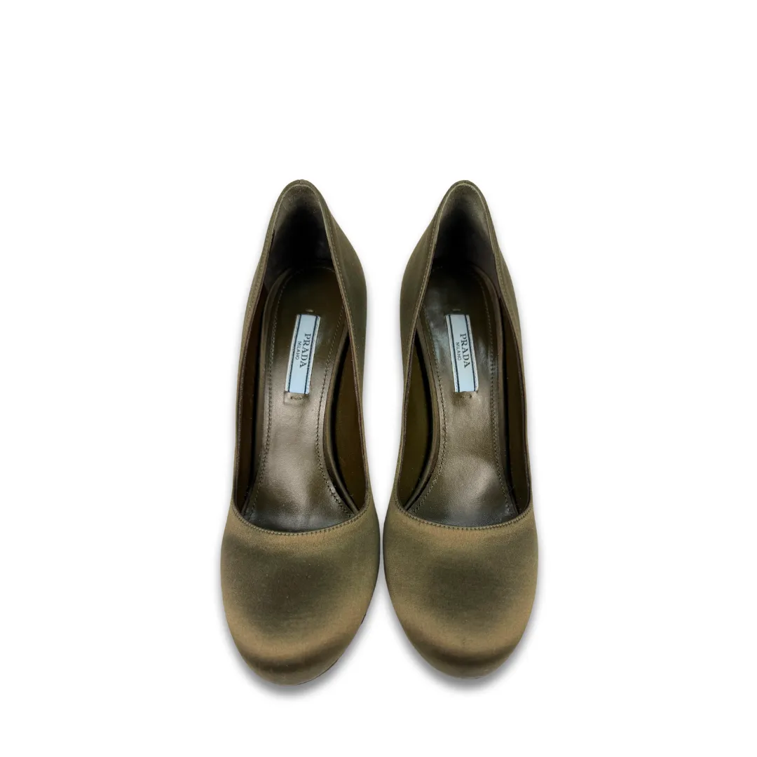 Prada Lightning Bolt Pumps - Size 37.5