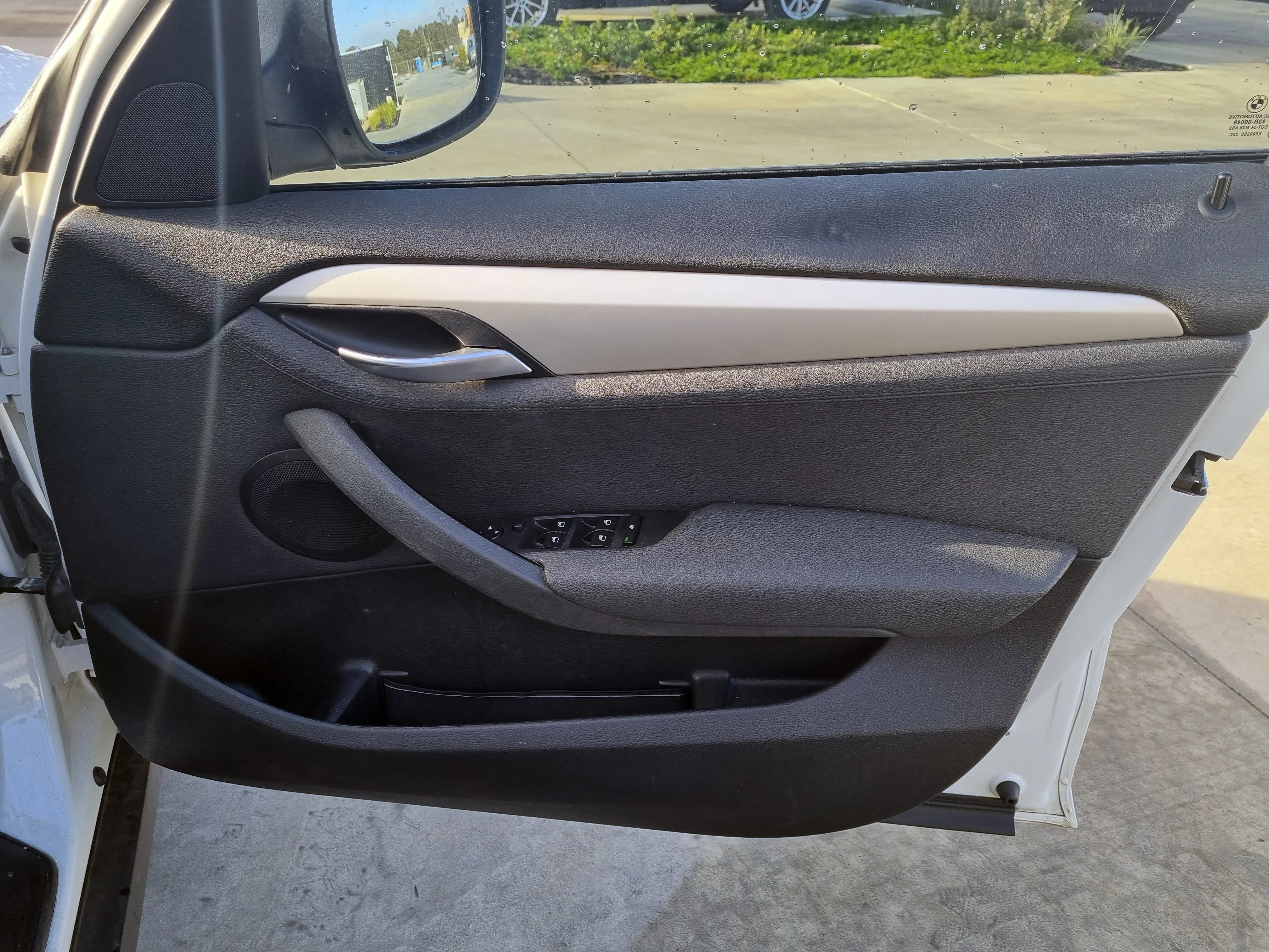 S2922 X1 E84 SAV 18i N46N AUTO 2012/05