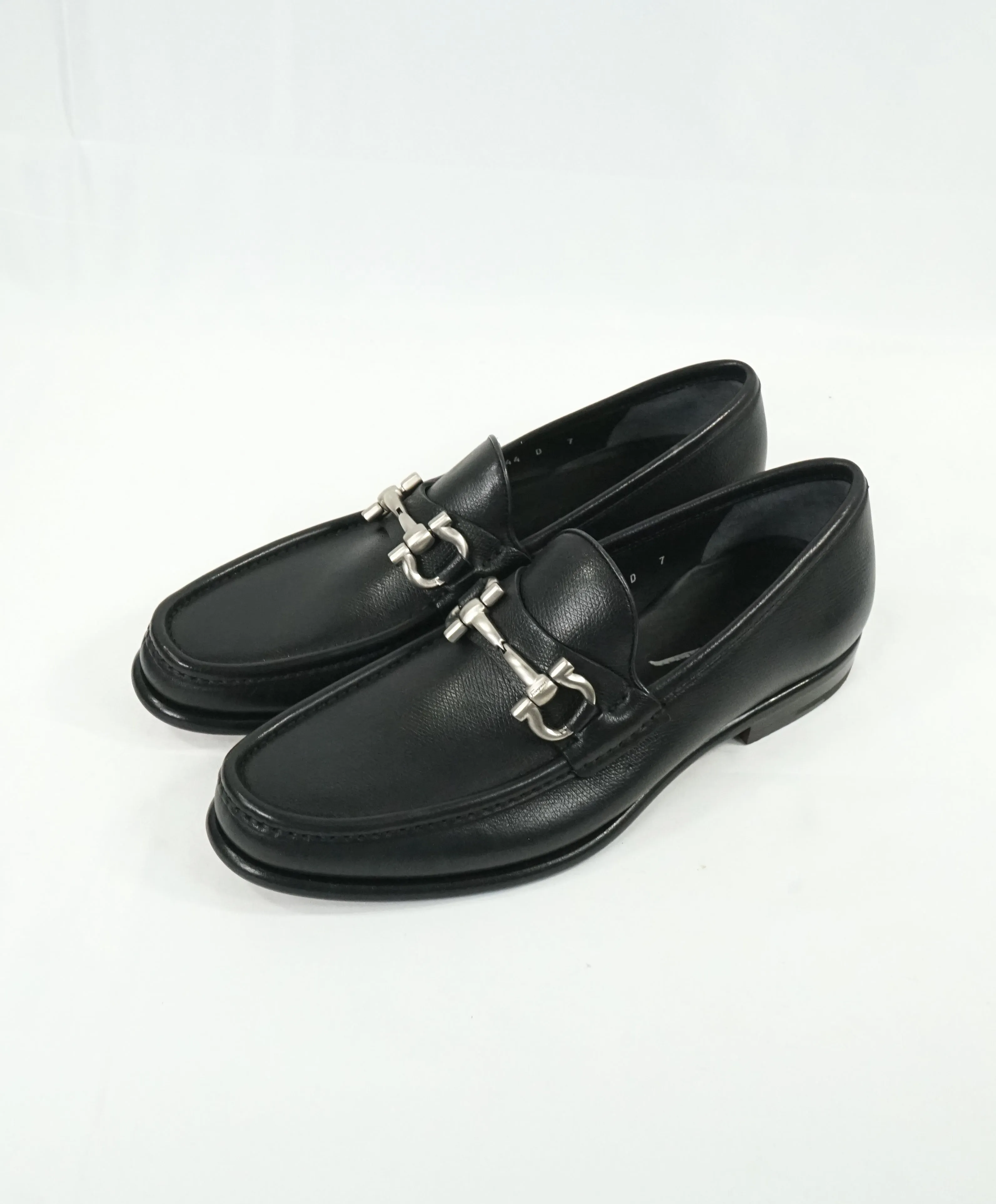SALVATORE FERRAGAMO - “Mason” Pebbled Leather Logo Bit Loafers - 7 D