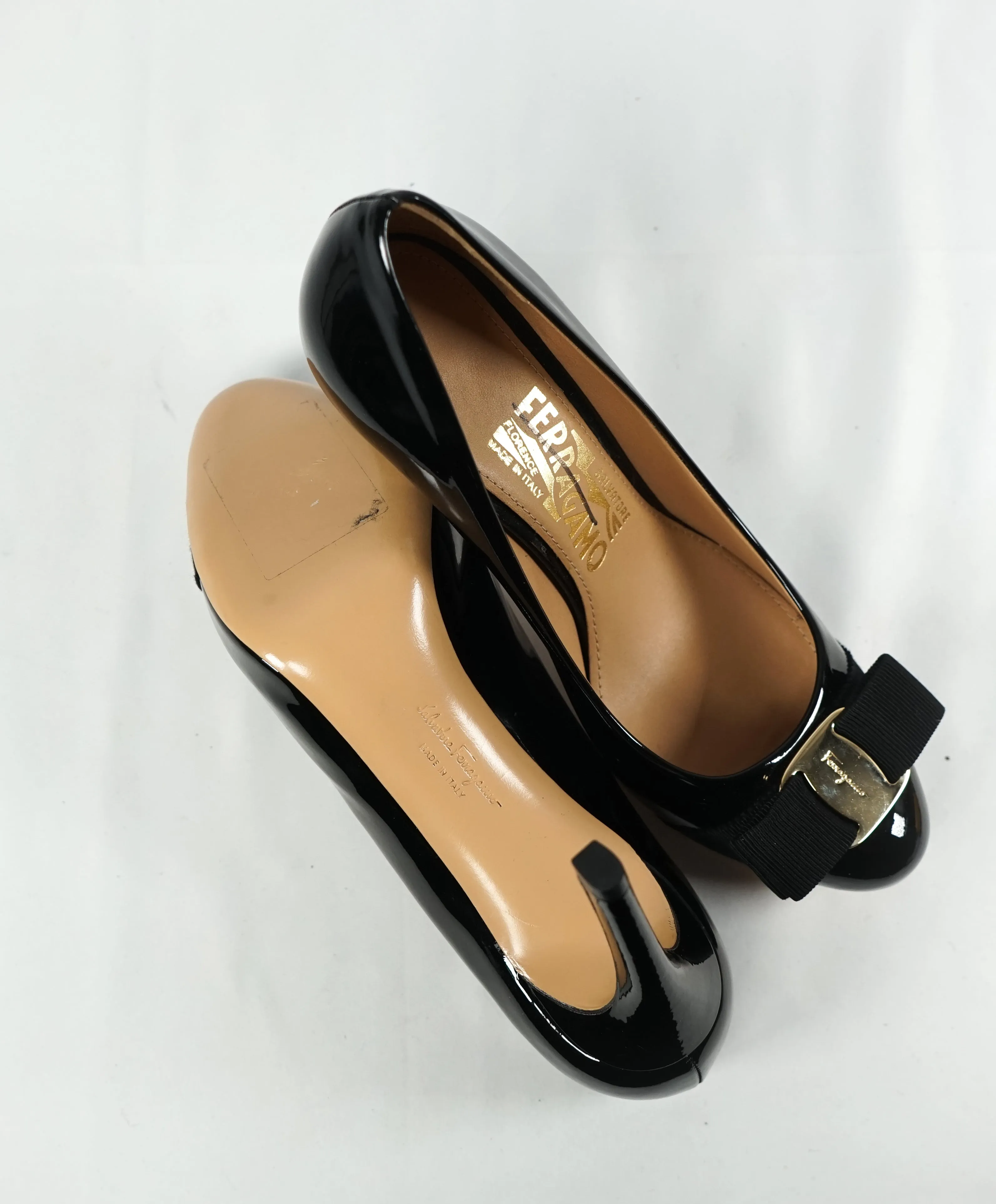 SALVATORE FERRAGAMO -"Vara" Patent Leather Bow Black Pump Heels - 5.5