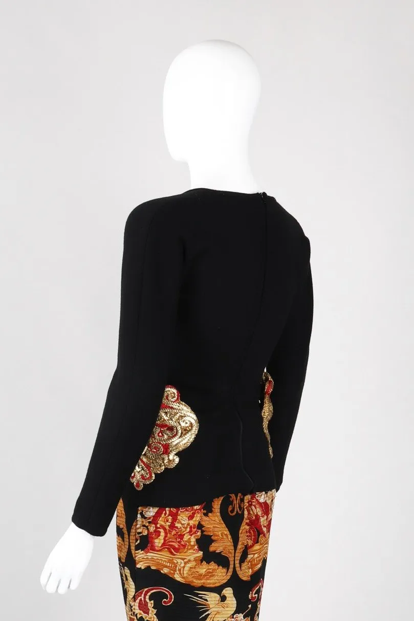 Scoopneck Hip Bustle Top