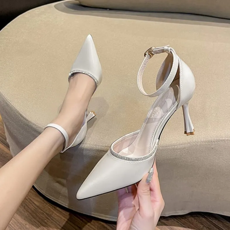 Small Size Ankle Strap Patent Heels ES80