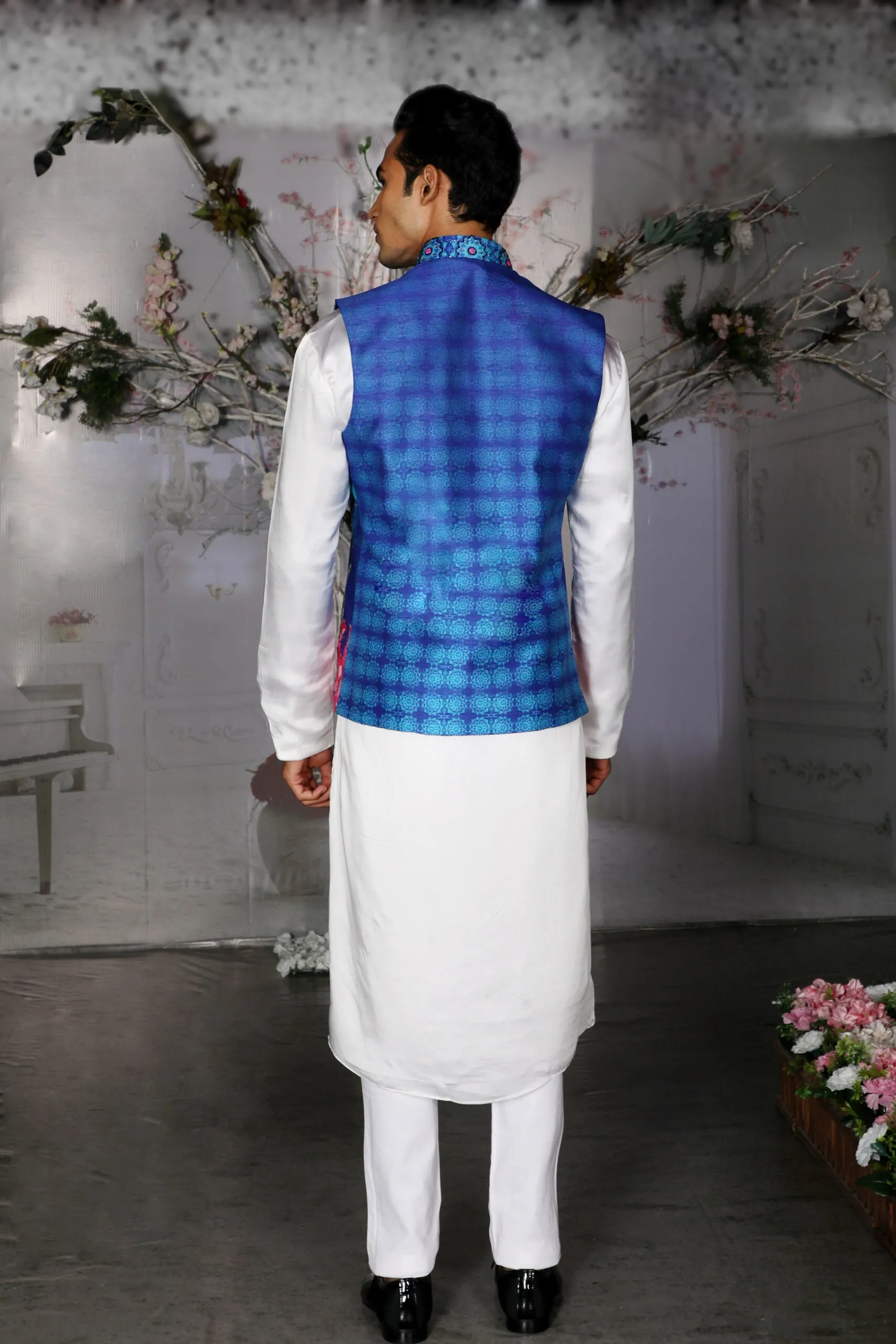 The Kovaltio Cowl Kurta and Kapu Bandi