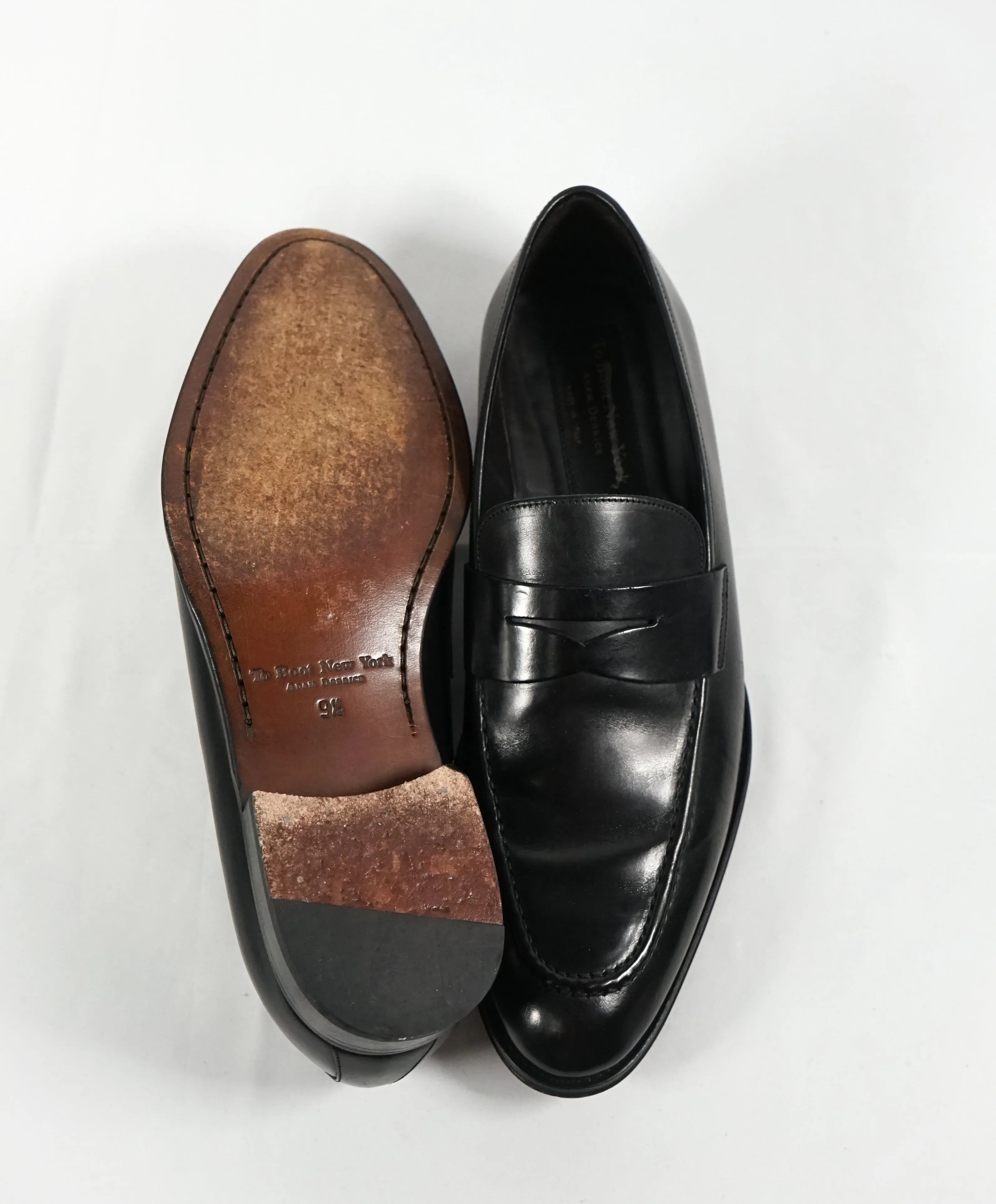 TO BOOT NEW YORK - “James” Black Round Toe Penny Loafers - 9.5
