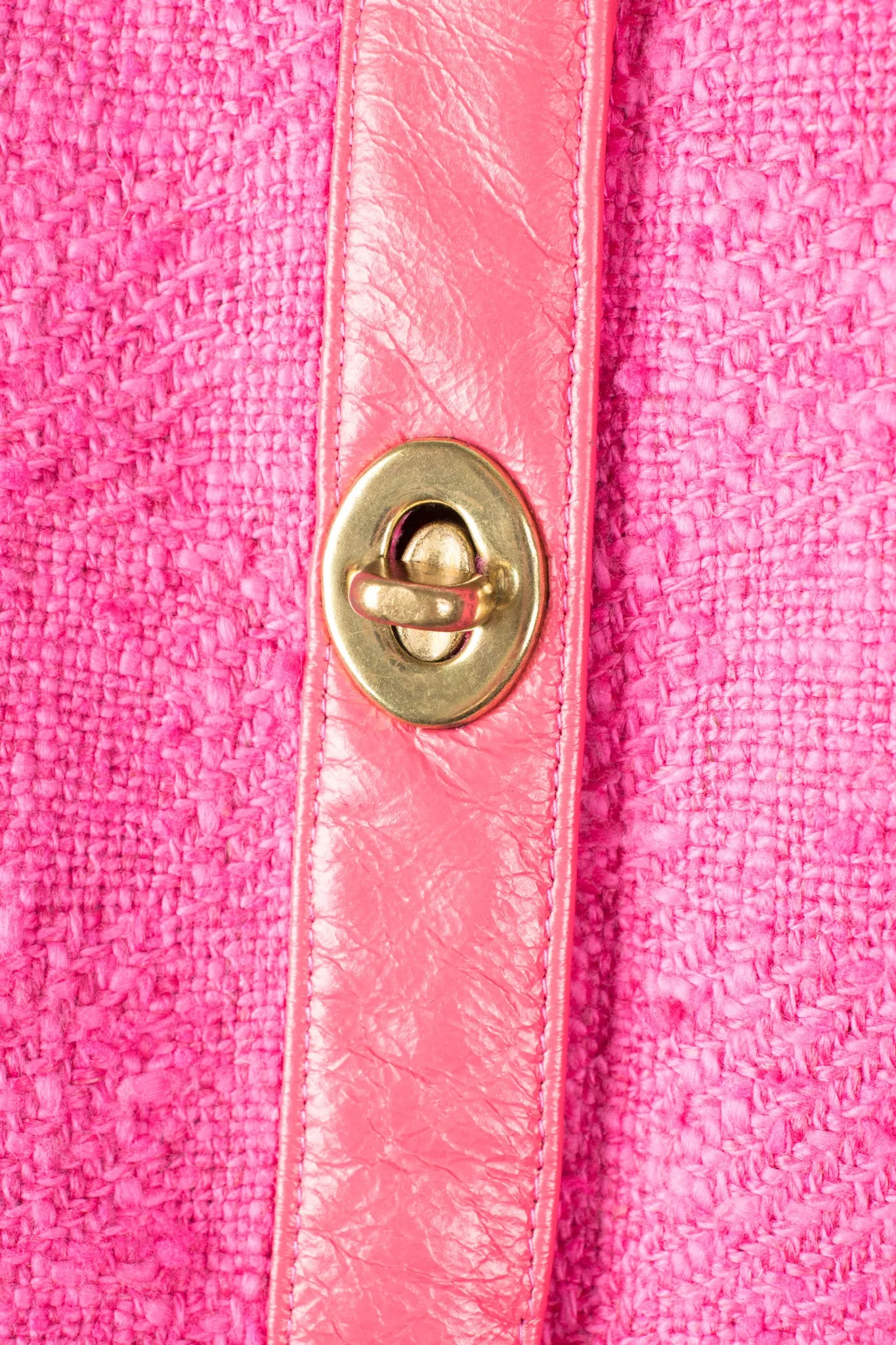 Turnlock Swing Coat