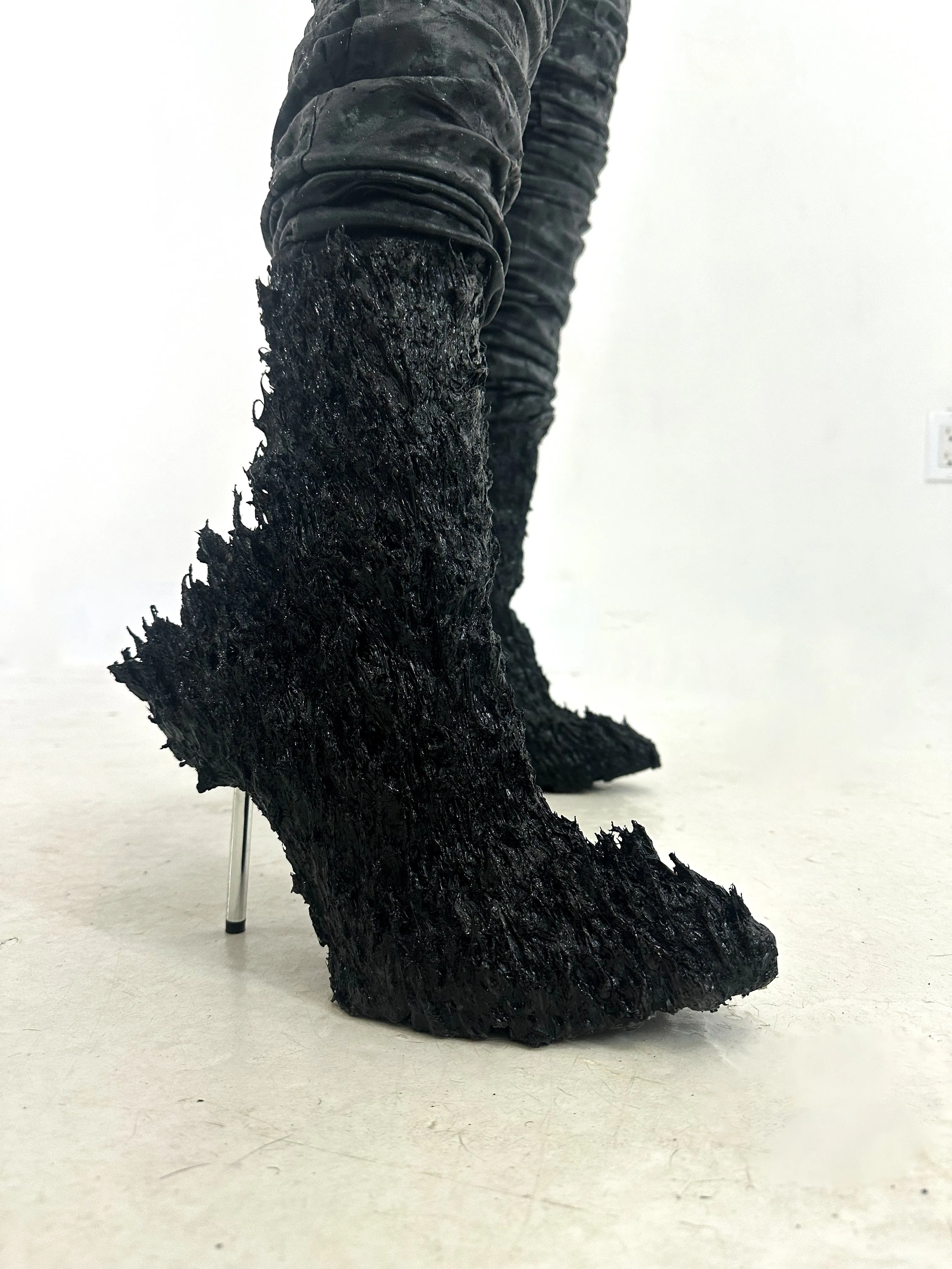 VERNUM ROAD RUNNER HEELS