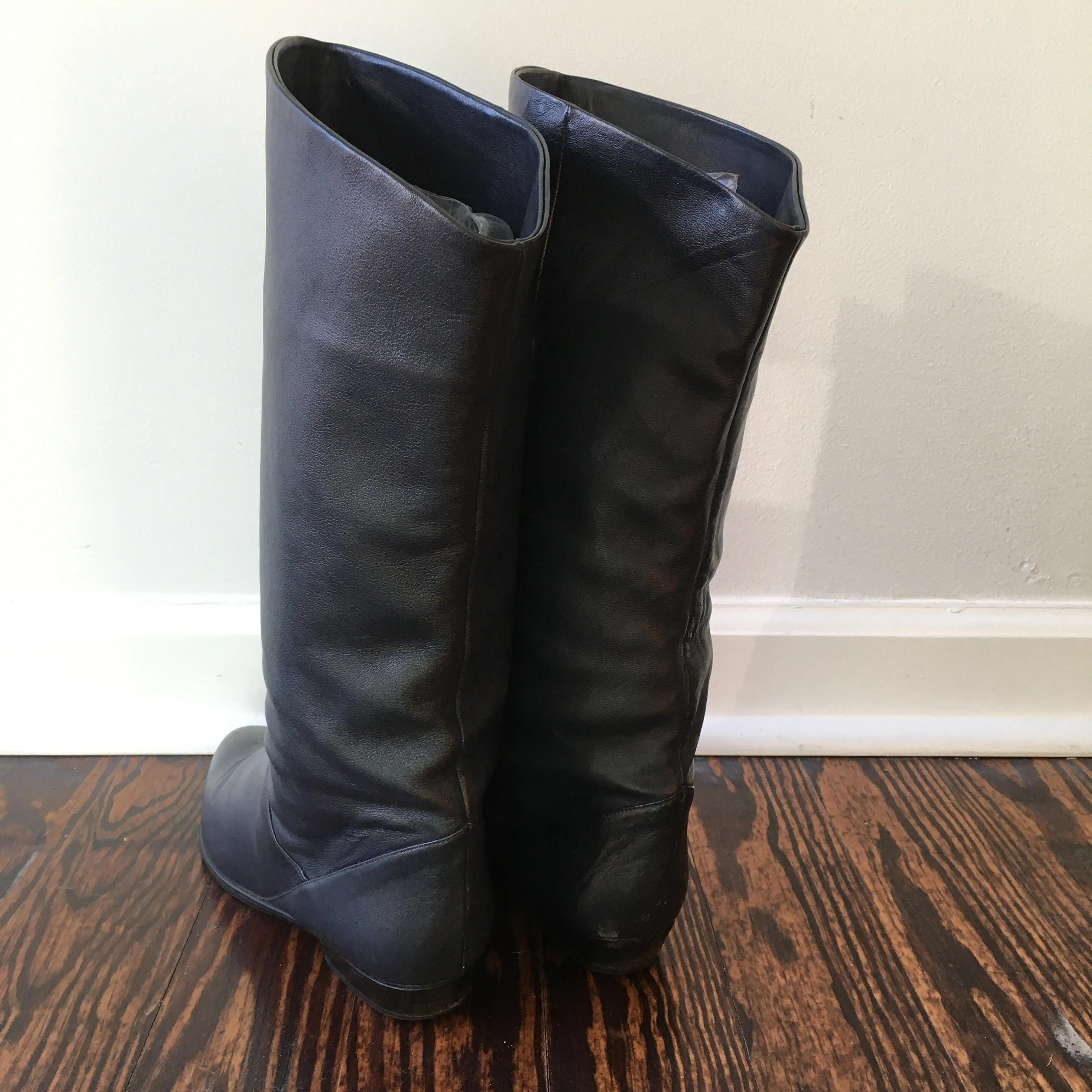 Vintage West 31st 80s leather fold over slouchy pirate boots with low heel // size 8.5
