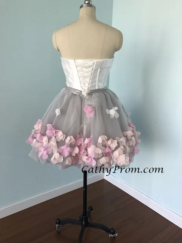 White and Silver Strapless Flower Cute Homecoming Dress 2019 Short Prom Party Gown HSC3311