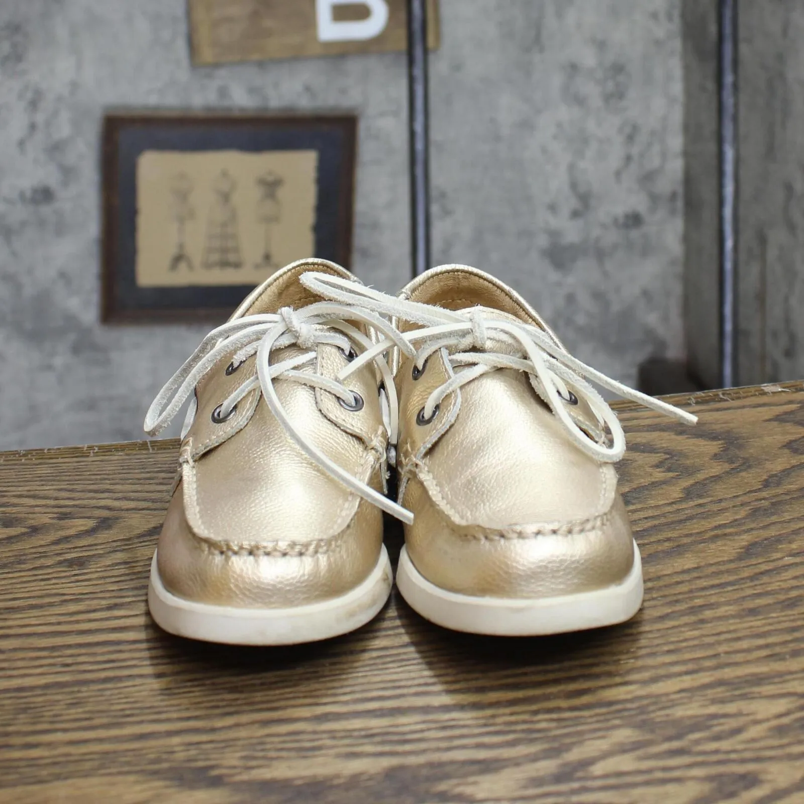 White Mountain Womens Vintage Shiny Boat Shoes 1673ee7dfa2beb Gold Yellow 6M