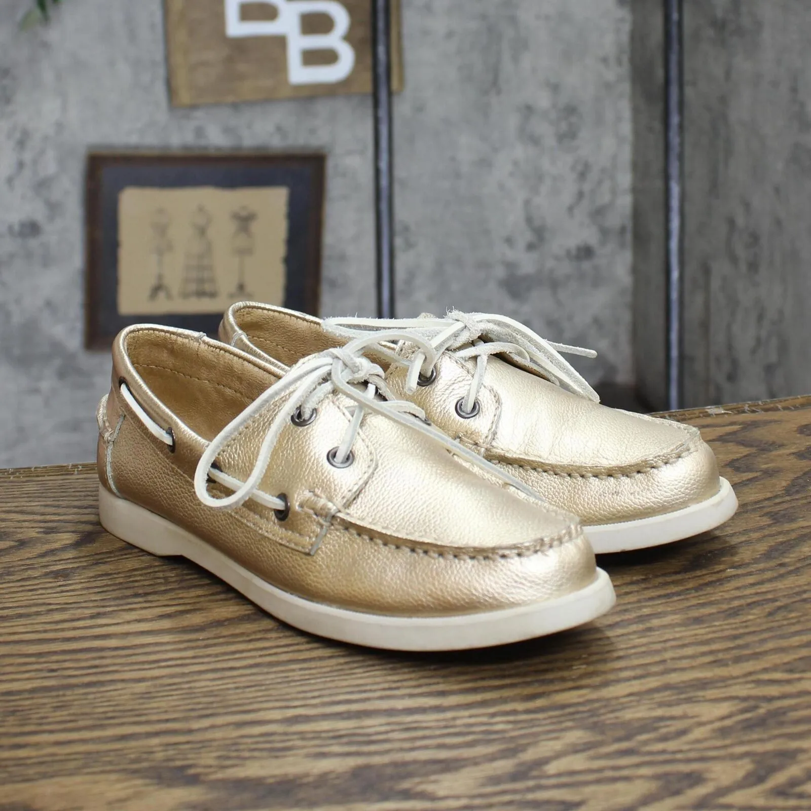 White Mountain Womens Vintage Shiny Boat Shoes 1673ee7dfa2beb Gold Yellow 6M