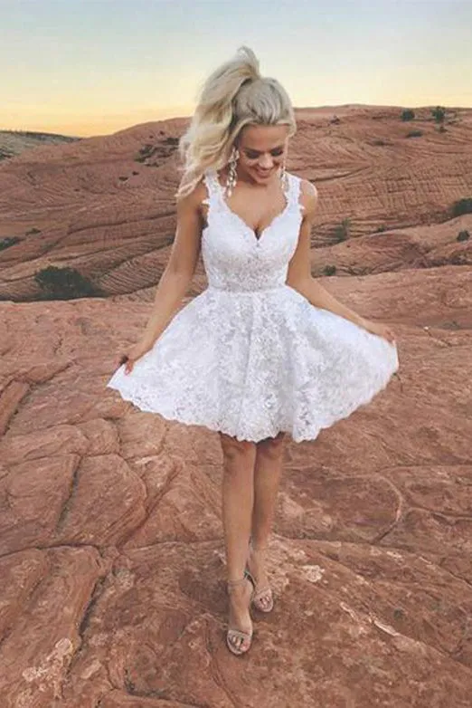 White Short Homecoming Dresses V Neck Appliques Cocktail Dresses OHM080