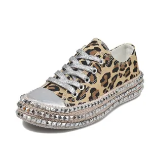 Women sneakers Sexy Leopard Print fashion Rivets Women Canvas