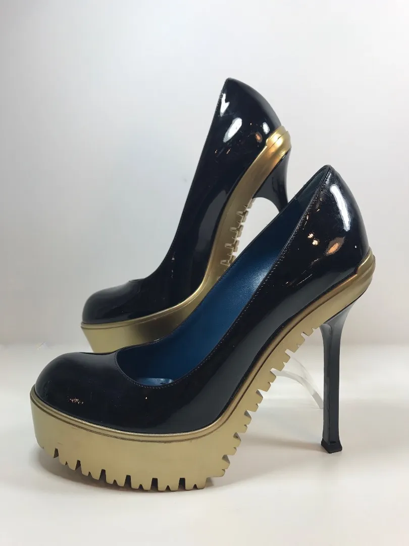 YVES SAINT LAURENT Patent Leather Black Trooper Heels Size 8