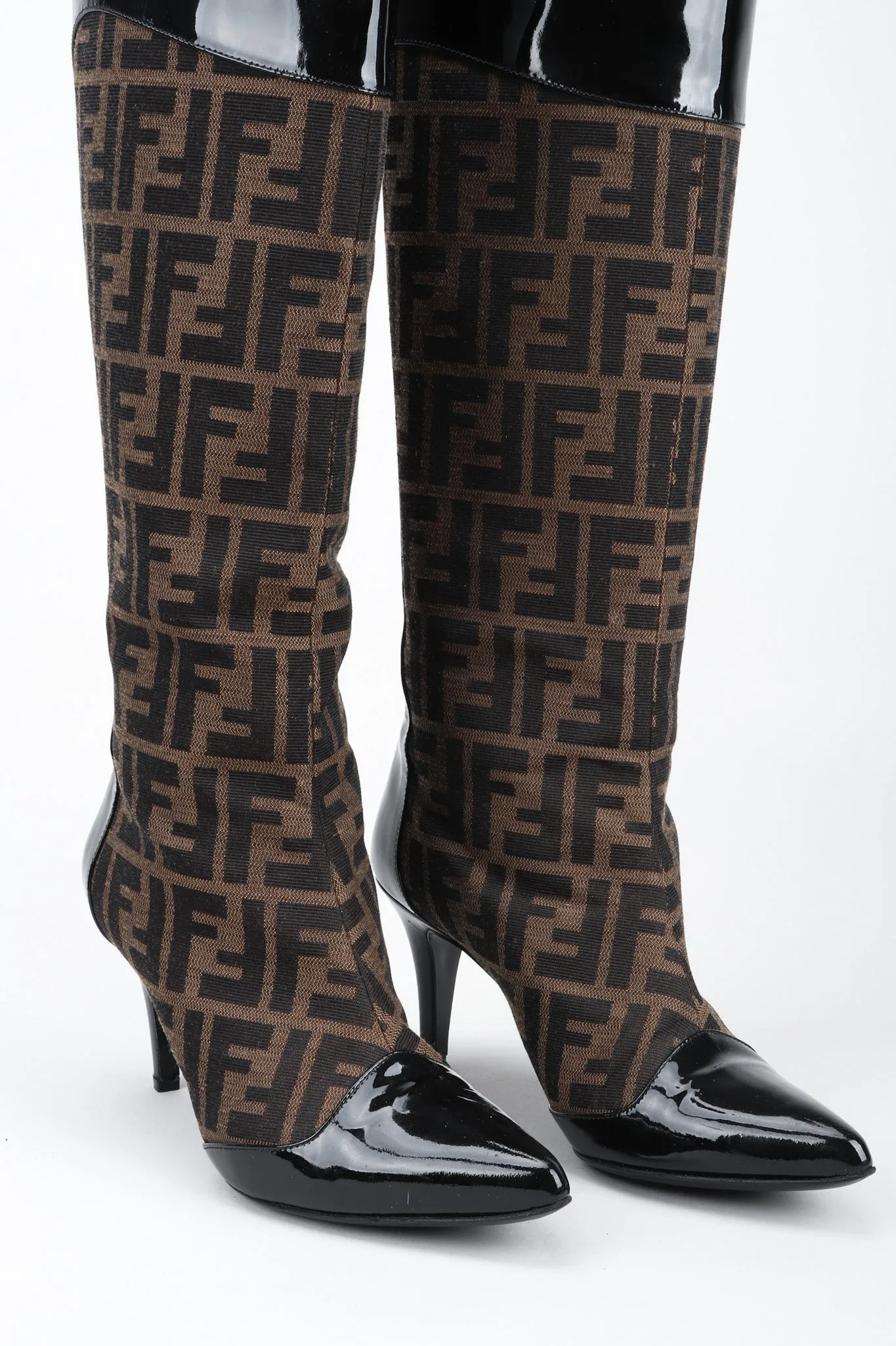 Zucca Patent Boots